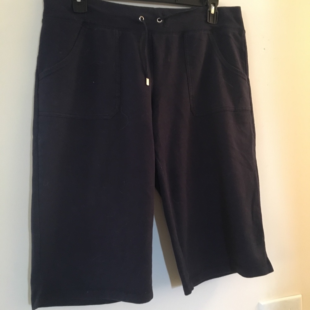 Capris - Picture 2 of 4